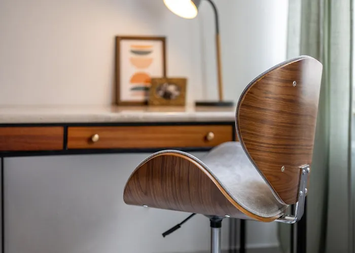 Wohlfuehlwohnung Mit 25 Qm Terrasse, Netflix Coblença